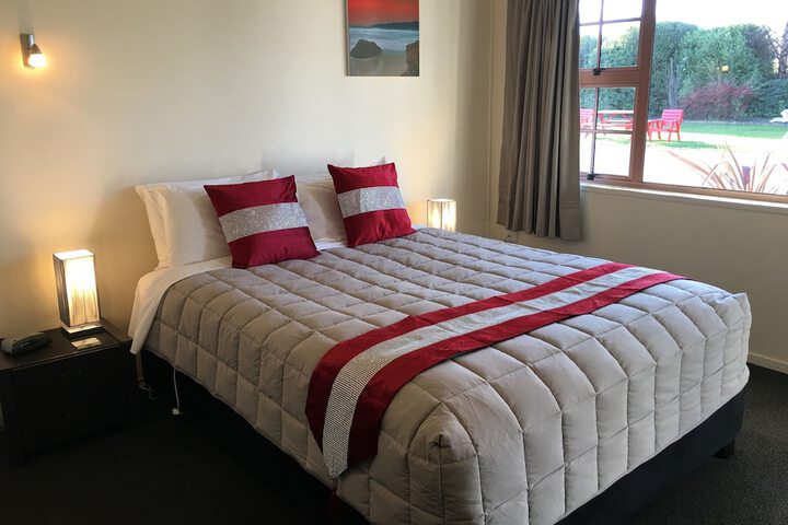 Room 5 of 37