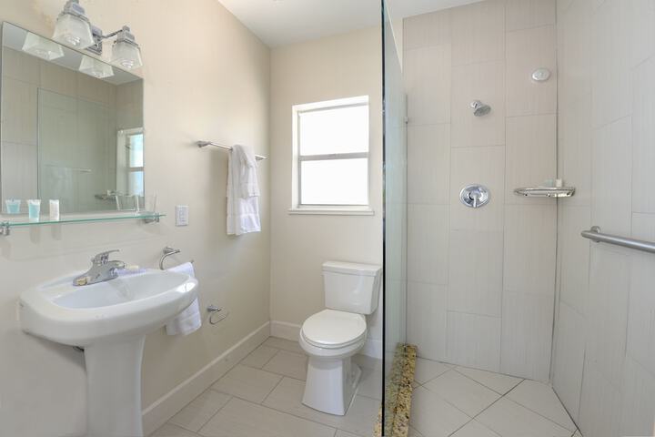 Clean Restrooms