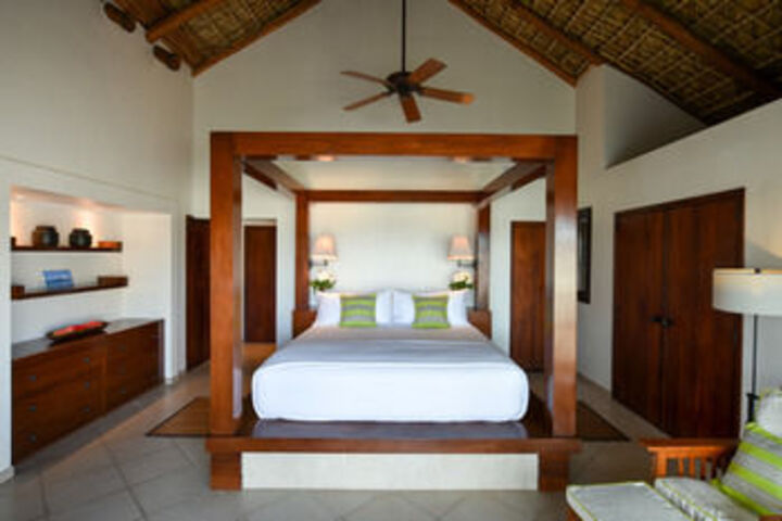 Room 15 of 44