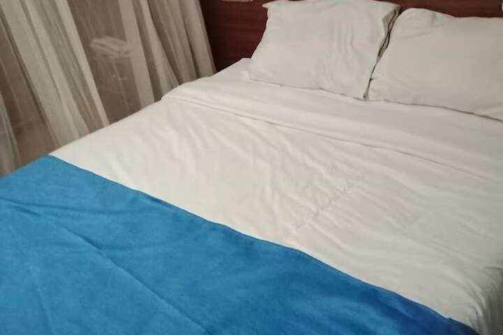 Room 8 of 55