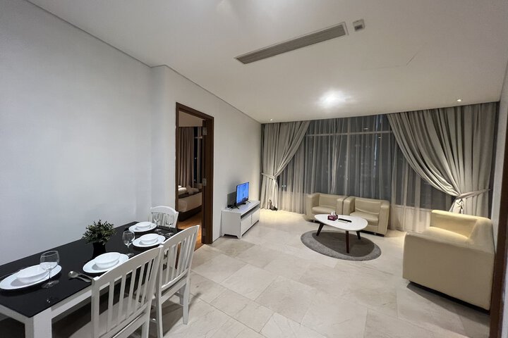 Room 90 of 159