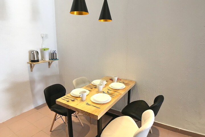 Room 4 of 38