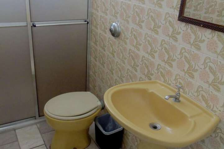 Room 15 of 15