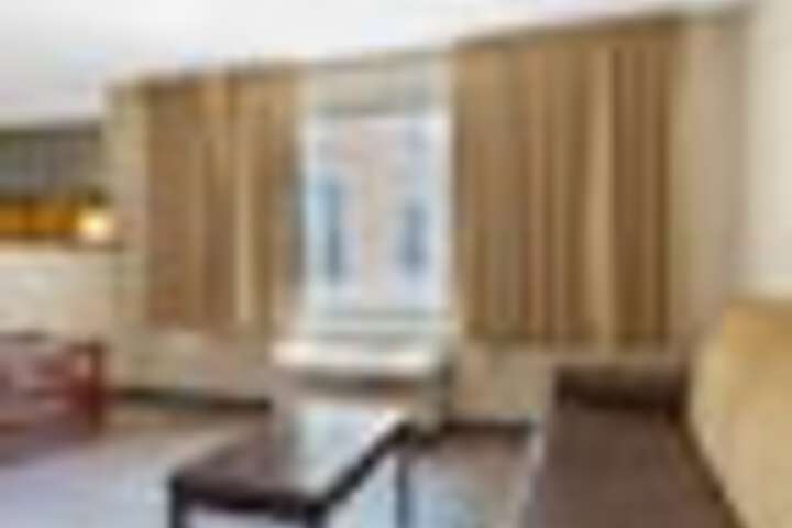 Room 50 of 102