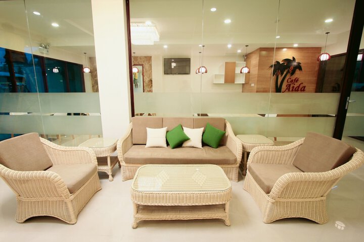 Hotel Interior 7 of 52