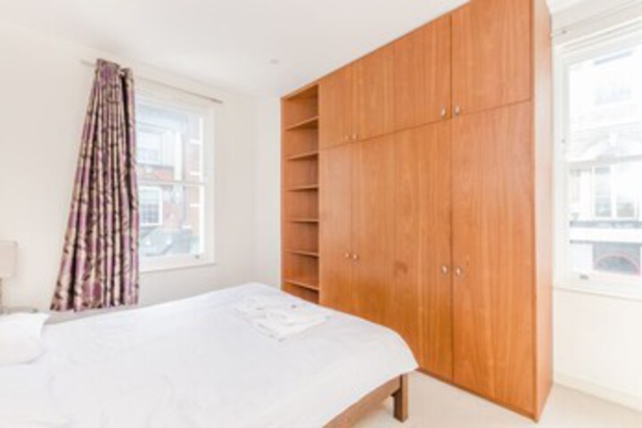 Room 5 of 21