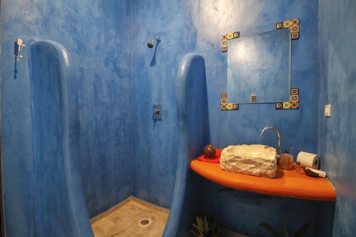 Room 48 of 69