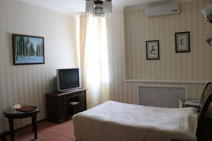 Room 6 of 41