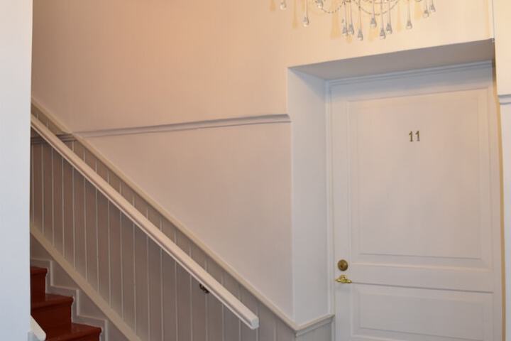 Room 32 of 113