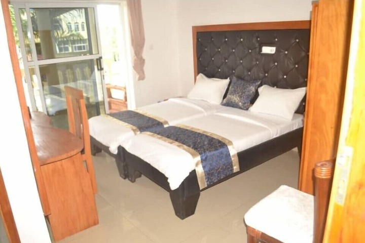 Room 7 of 20