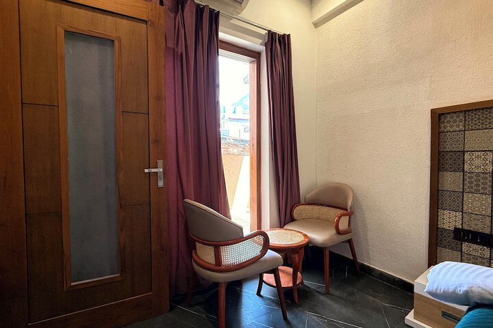 Room 86 of 95