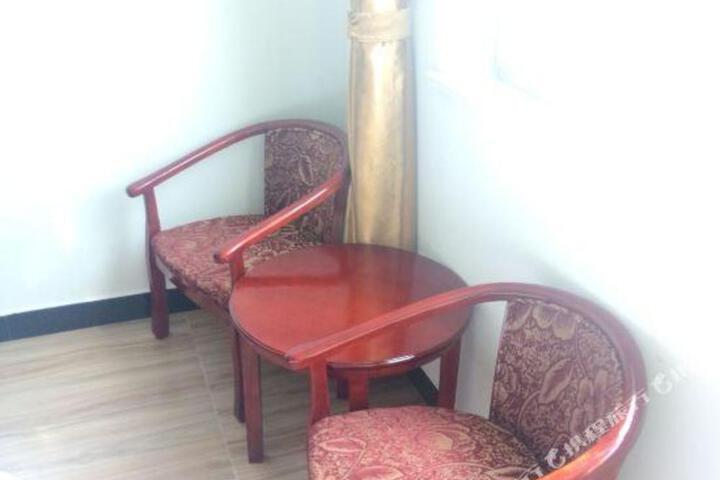 Jingxiangegekezhan