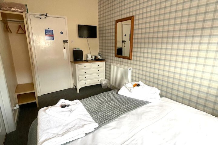 Room 26 of 59