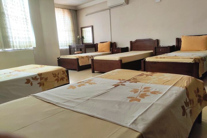 Room 14 of 61