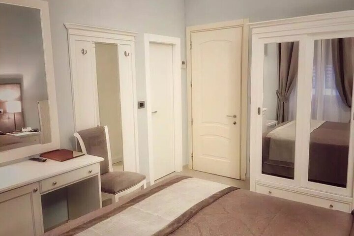 Room 8 of 56