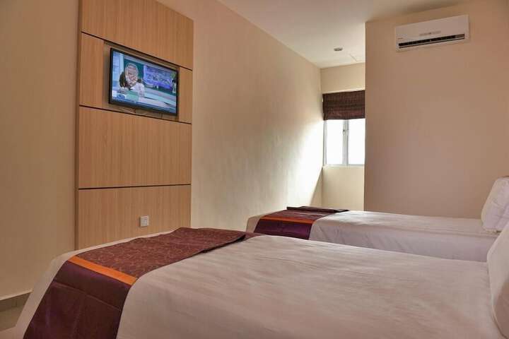 Room 19 of 30