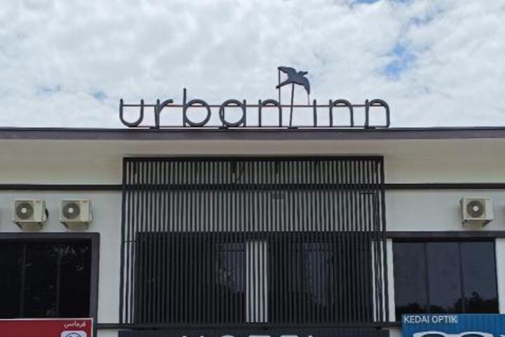 Exterior of Urban Inn Salak Tinggi