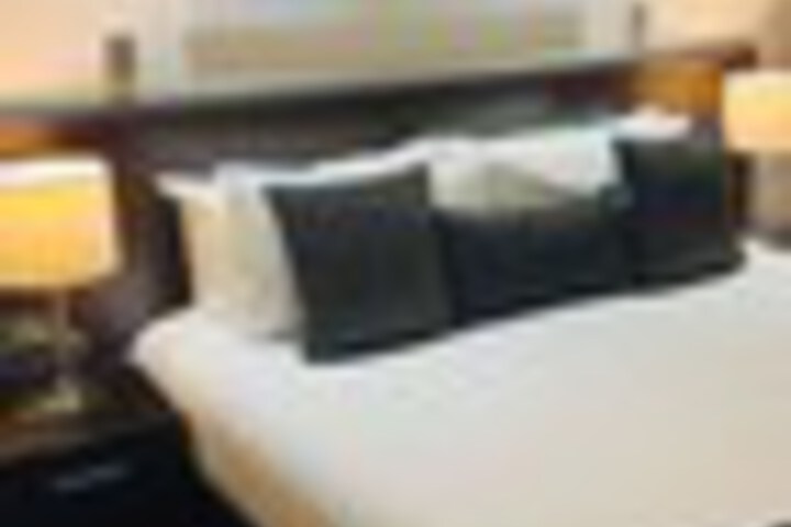 Room 68 of 159
