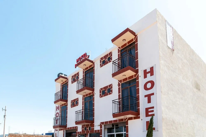 OYO Hotel Poy Poy