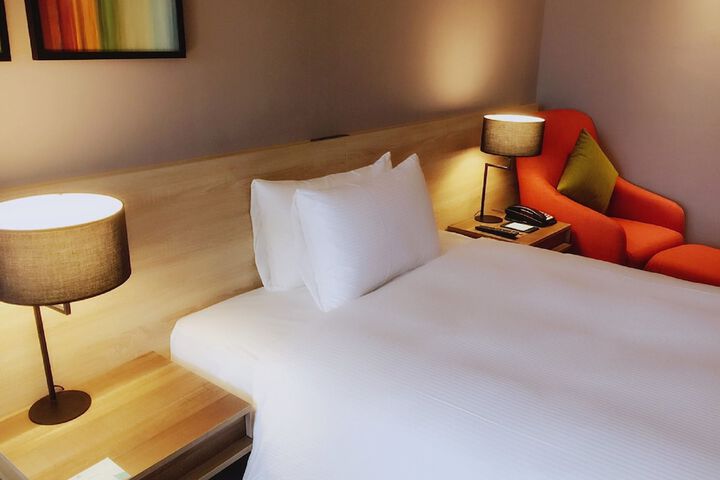 Room 14 of 63