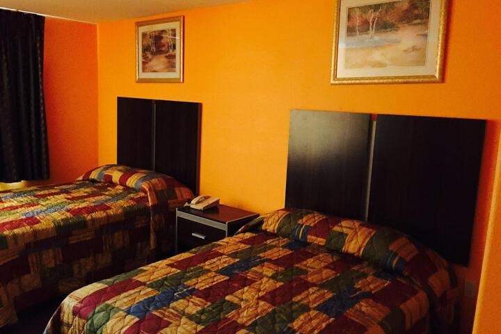 Room 18 of 27