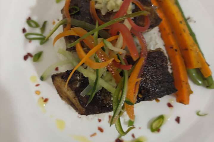 Dining 25 of 66
