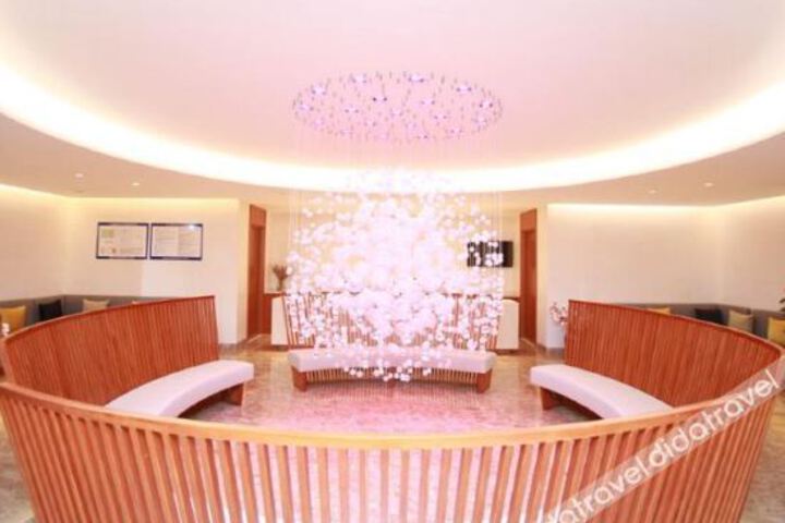 Hotel Interior 9 of 36