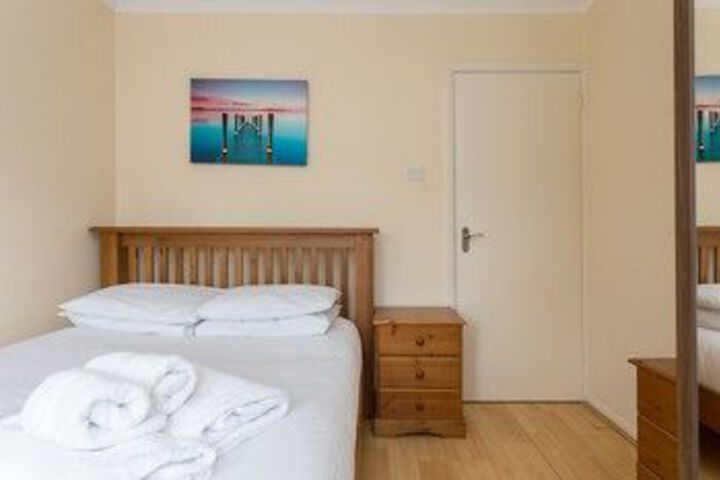 Room 11 of 21