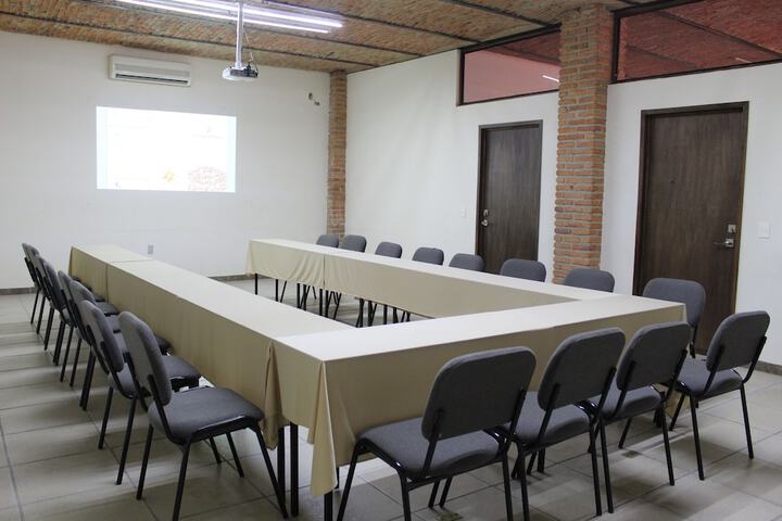 Business Center 35 of 39