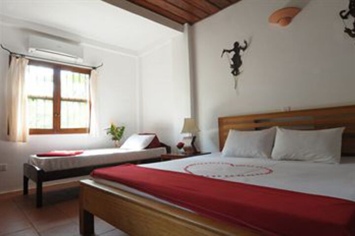 Room 30 of 66