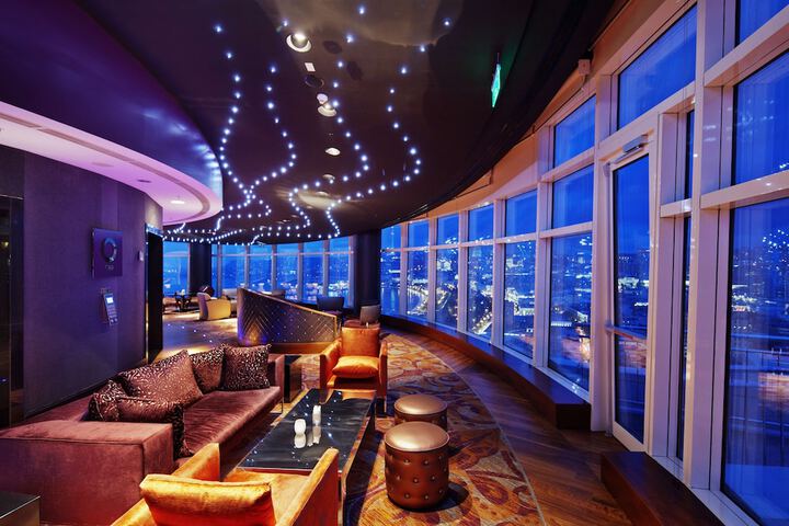 Lounge 97 of 130