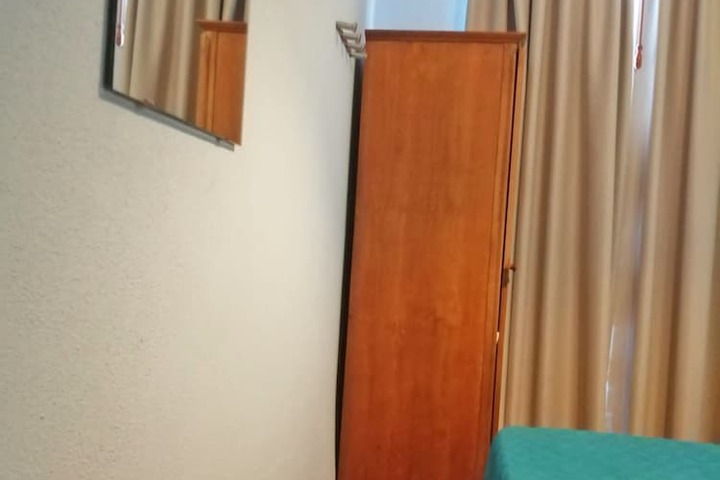 Room 42 of 81