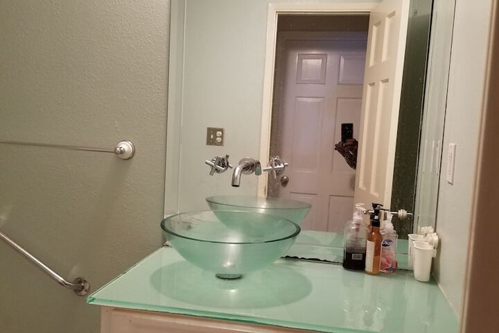 Room 14 of 35