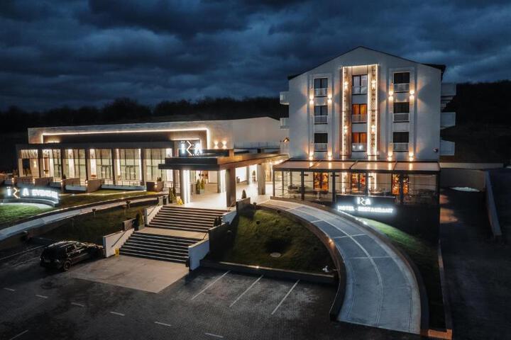 Exterior of Iza Hotel