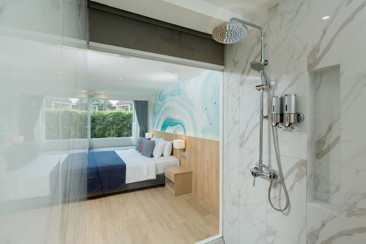Room 85 of 110
