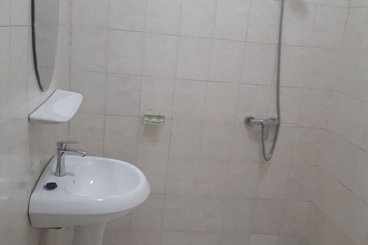 Room 3 of 31