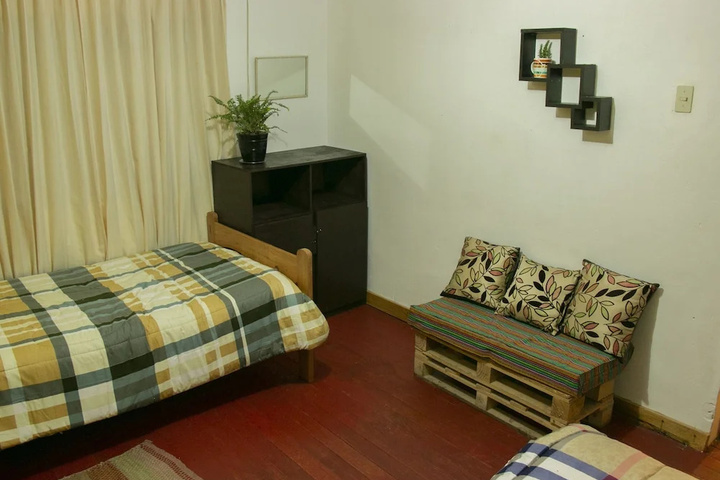 Room 3 of 12