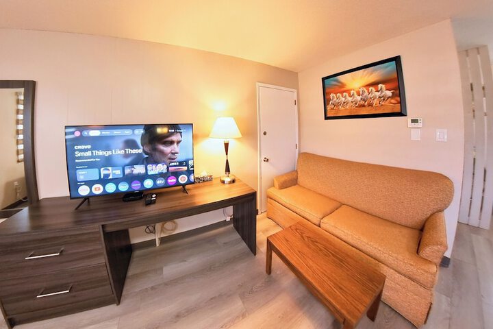 Room 16 of 39