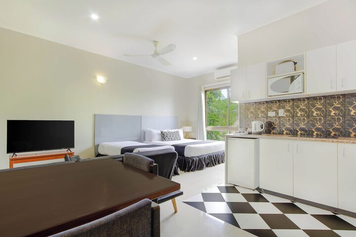 Room 5 of 21
