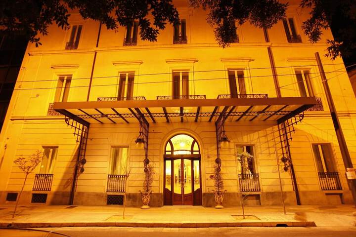 Hotel 60 of 61
