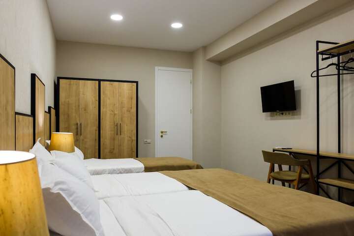 Room 41 of 51