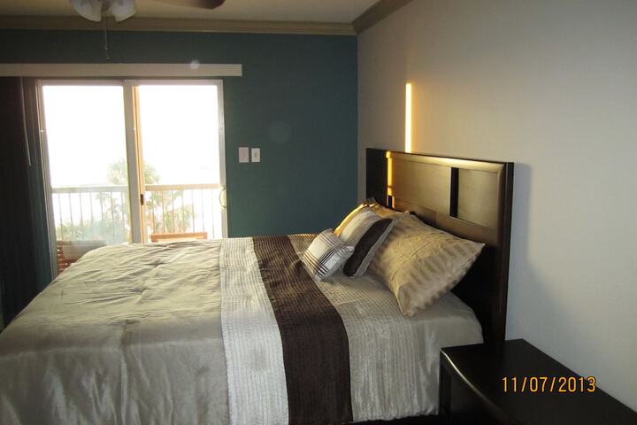 Room 17 of 210