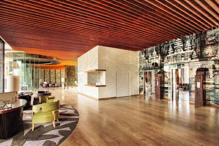 Lobby Entry