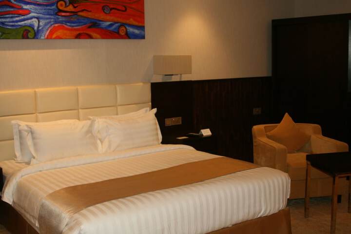 Room 40 of 107