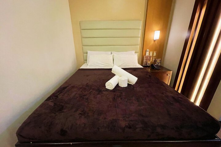 Room 28 of 73