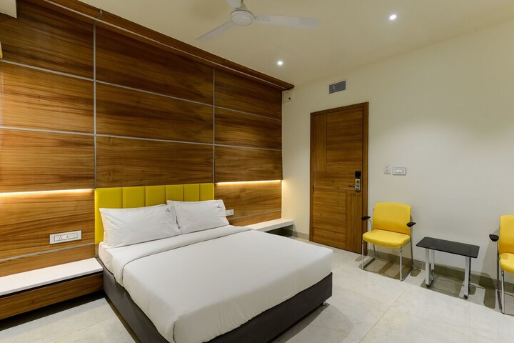 Room 18 of 85