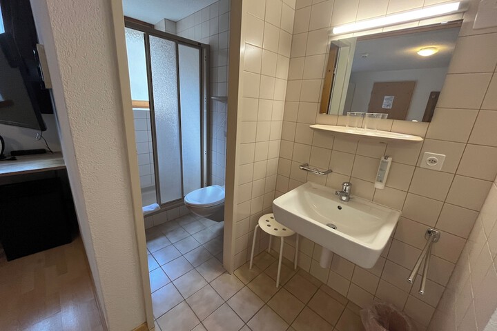 Room 74 of 91