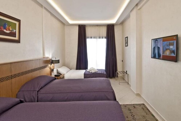 Room 12 of 39