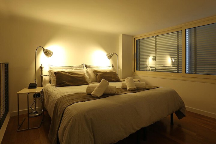 Room 6 of 36