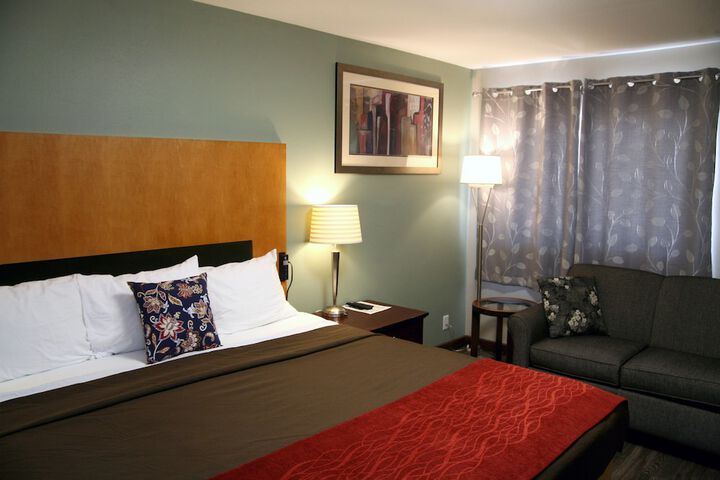Room 28 of 71
